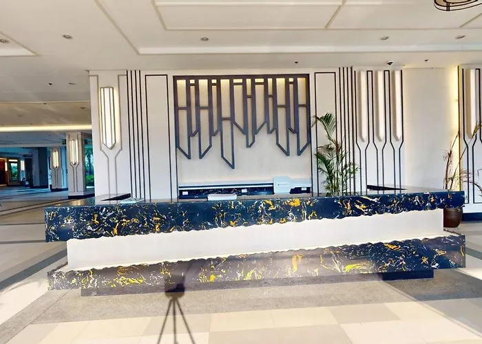 Chic And Cozy 1br In Dmci Aston Place, Pasay Near Naia, Moa, Csb Pasay 4*
